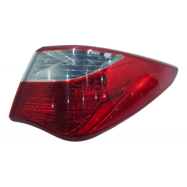 Lanterna Direita Hb20 Sedã 2012 2013 2014 2015 2016 2017 Direito/passageiro Vermelho