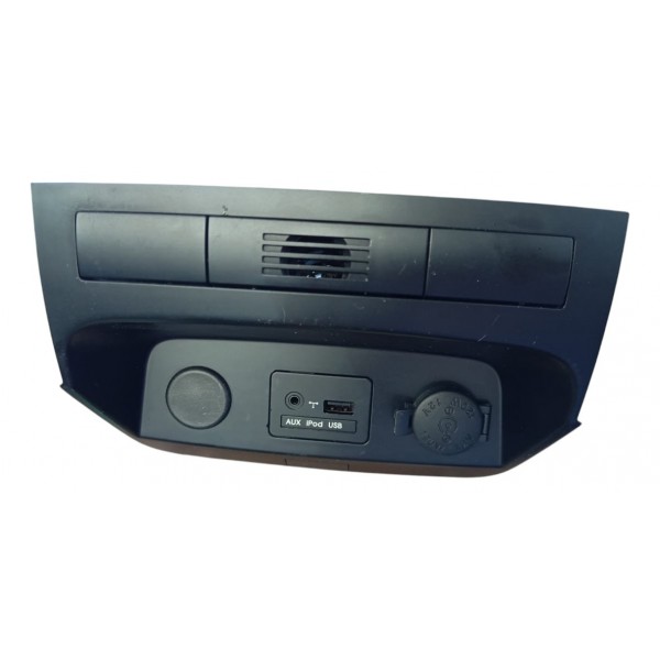 Moldura Painel Sorento Entrada Usb Acendedor 2007 A 2013 Preto
