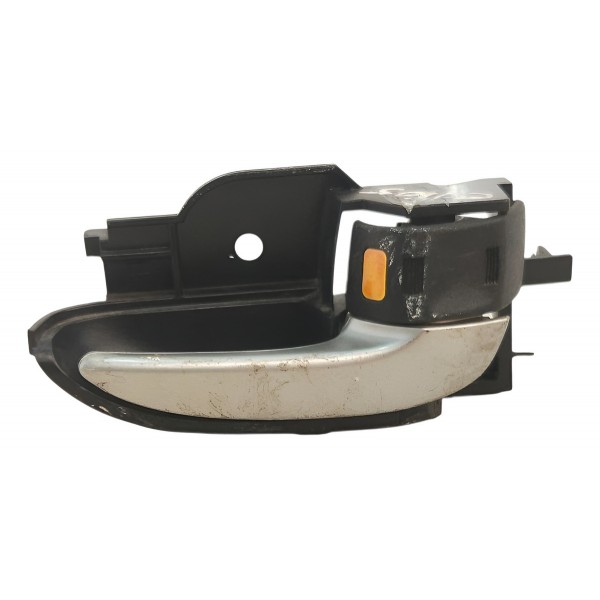 Maçaneta Interna Dianteira Direita Toyota Etios 2013 A 2020 Cinza Dianteira